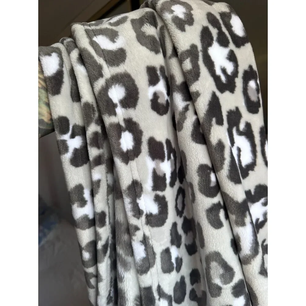 Rachel Zoe Leopard Print Faux Fur Throw Blanket 60x70 Plush Decorative NWT